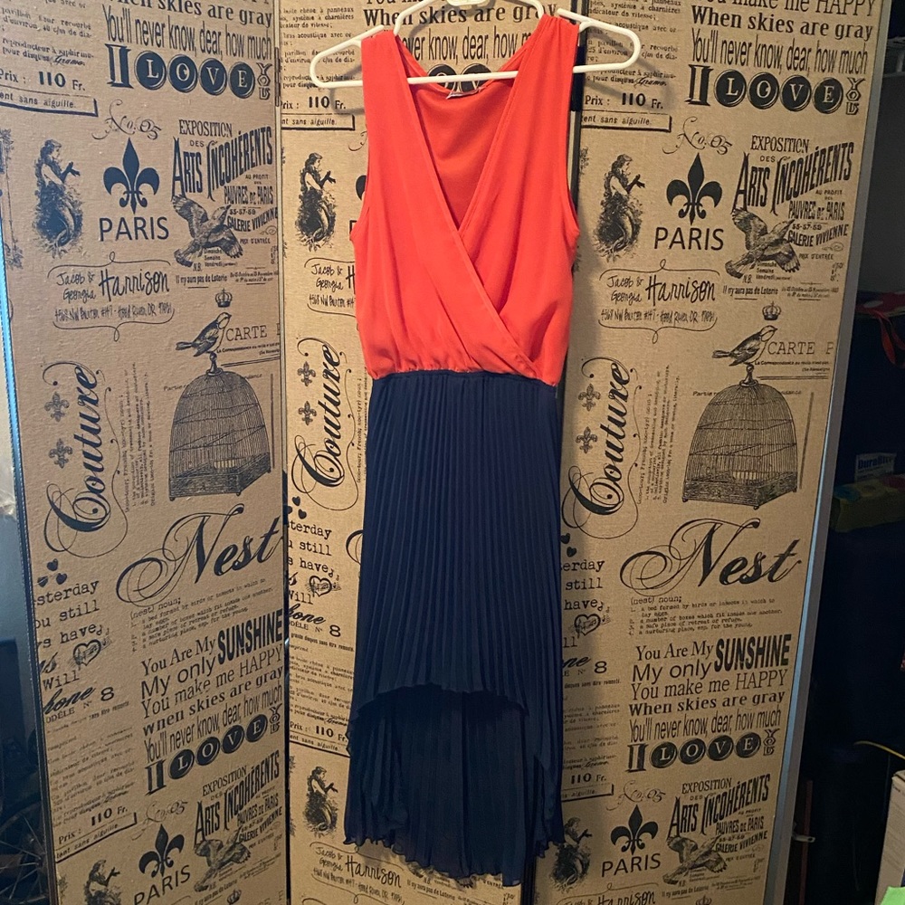 3/$12 SALE🌈Body Central high-to-low dress